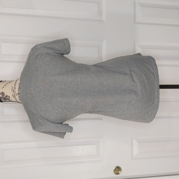NIKE Gray T-Shirt, Teal Animal Print, Workout Shirt, Exercise Top Dri-Fit - Picture 6 of 8